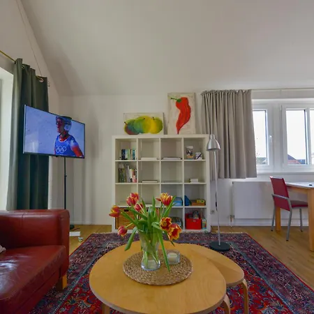 Haak Apartment *